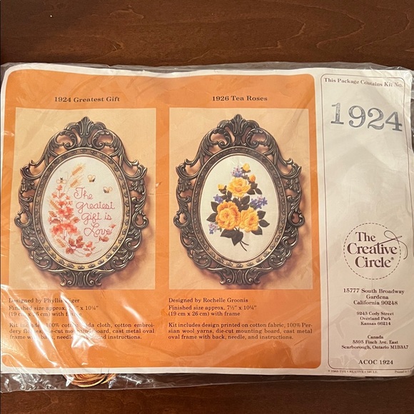 The Creative Circle Other - Embroidery Kit - Floral Design #1924